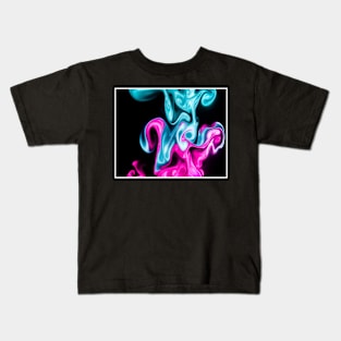 Blue and pink clash Kids T-Shirt